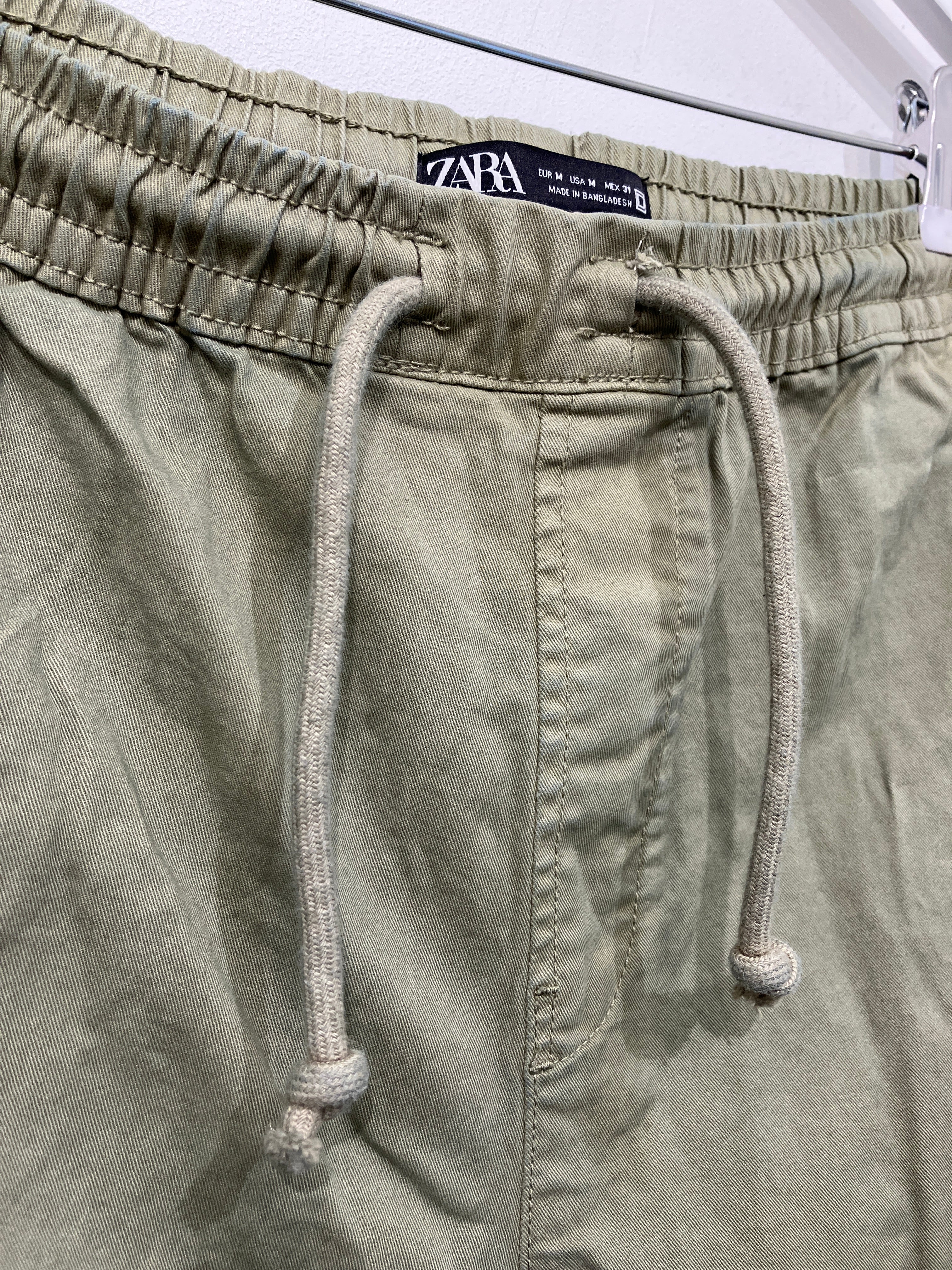 Zara Bukser